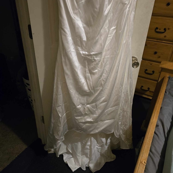 David's bridal wedding dress - Picture 3 of 3